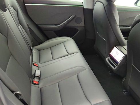 Used 2024 Tesla Model 3 image 27