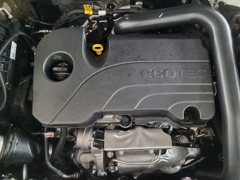 Used 2023 Chevrolet Equinox LT w/ Driver Convenience Package image 30