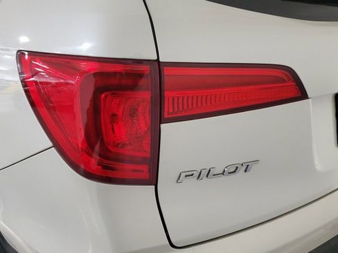 Used 2016 Honda Pilot Elite image 29