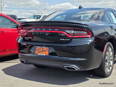 Used 2017 Dodge Charger SXT w/ Rallye Group AWD/4WD image 5
