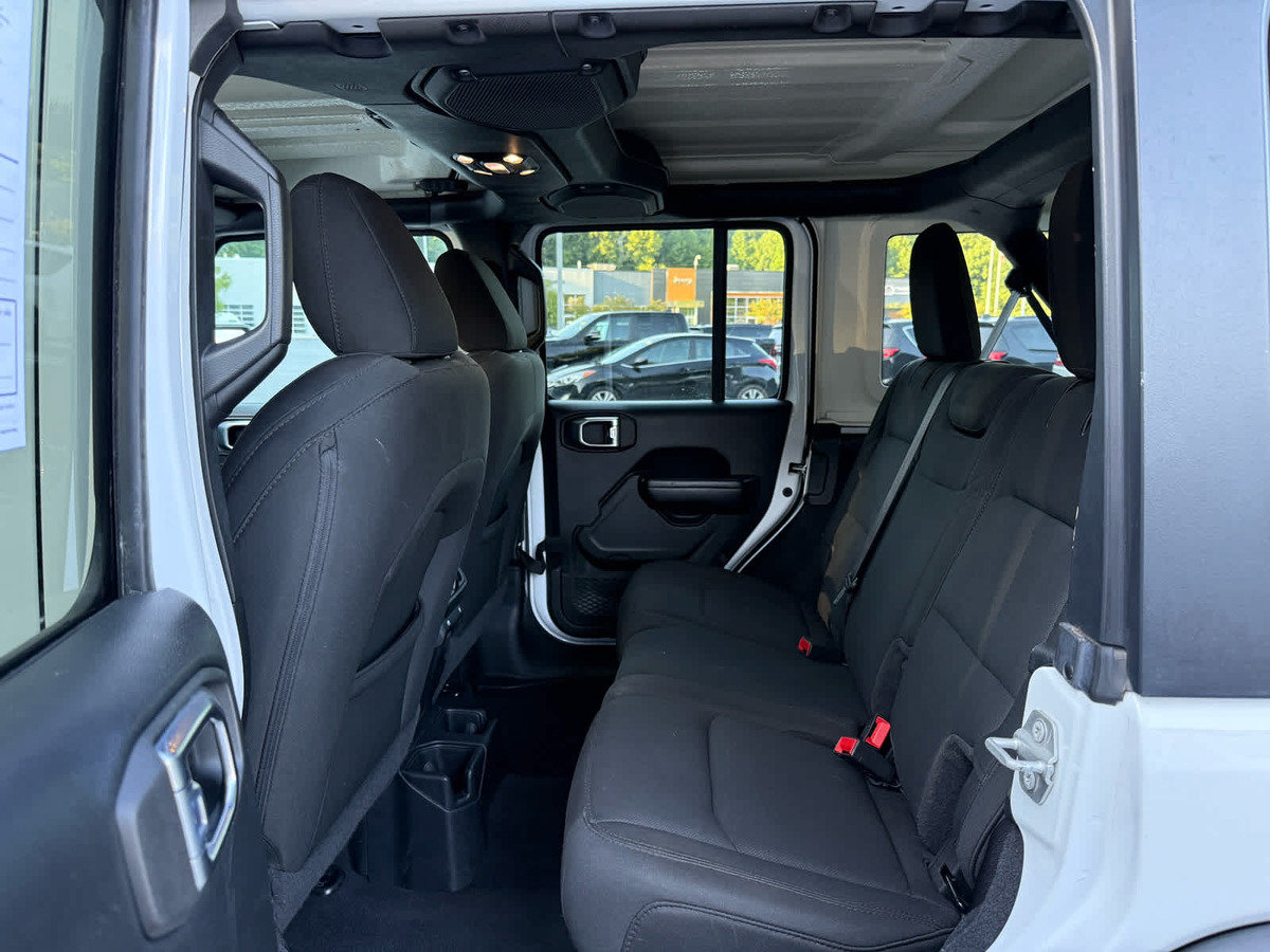 Used 2021 Jeep Wrangler Unlimited Sport AWD/4WD image 25