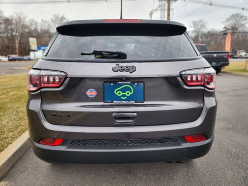 Used 2019 Jeep Compass Altitude image 21