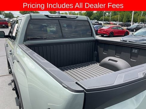 Used 2026 Toyota Tundra SR5 w/ SR5 Premium Package AWD/4WD image 14