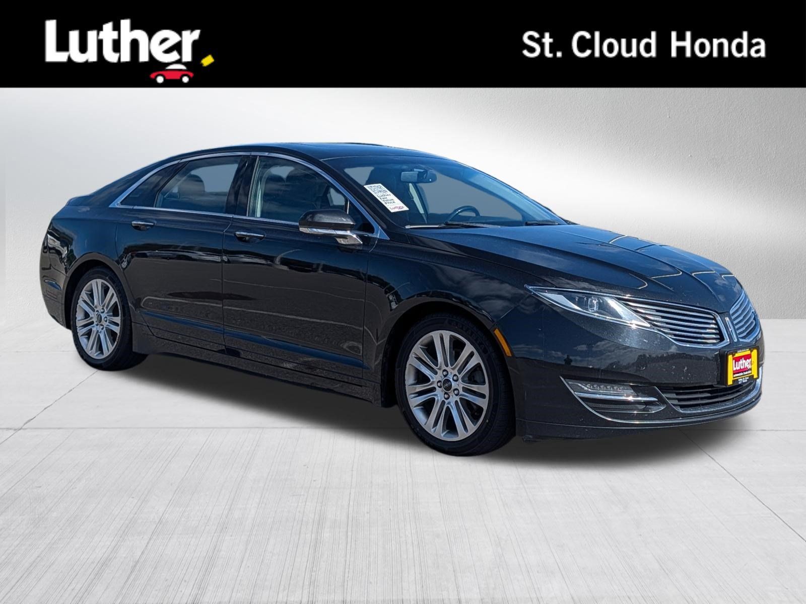 Used 2015 Lincoln MKZ w/ Equipment Group 101A Select FWD image 1
