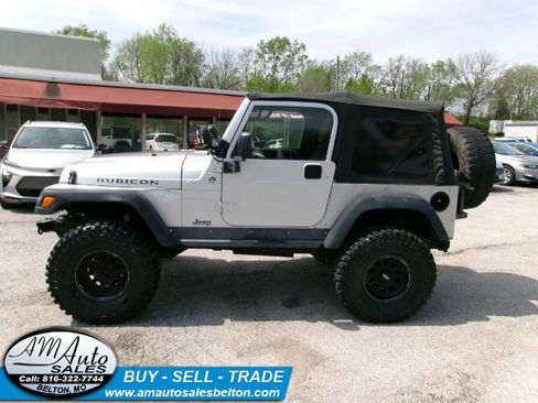 Used 2006 Jeep Wrangler Rubicon image 2