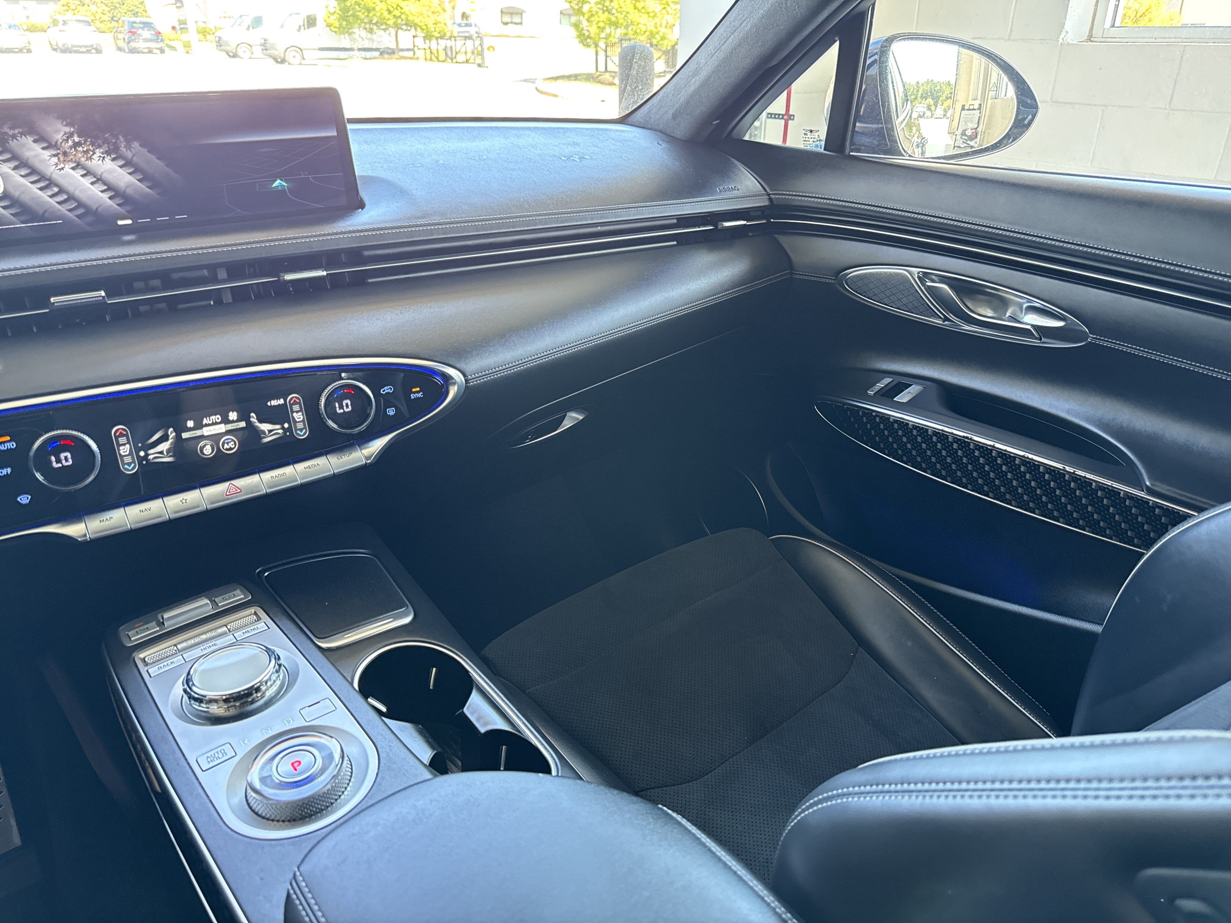 Used 2022 Genesis GV70 3.5T Sport w/ Sport Prestige Package AWD/4WD image 38