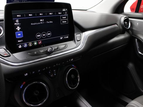 Used 2023 Chevrolet Blazer LT image 28