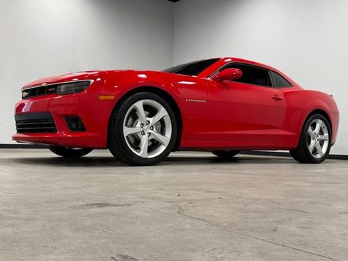 Used 2015 Chevrolet Camaro SS w/ RS Package RWD image 5