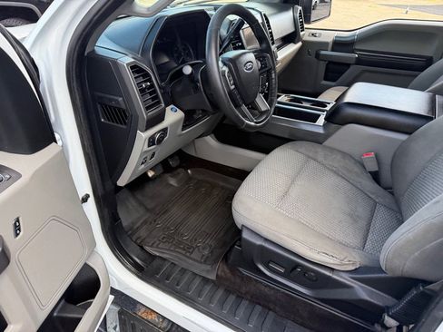 Used 2019 Ford F150 XLT w/ Equipment Group 302A Luxury AWD/4WD image 47
