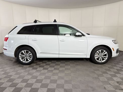 Used 2018 Audi Q7 3.0T Premium Plus w/ Premium Plus Package AWD/4WD image 8