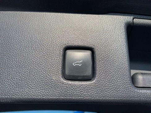 Used 2023 Ford Escape Active image 11