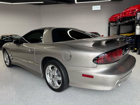Used 2001 Pontiac Firebird Trans Am w/ SLP Firehawk Pkg RWD image 10
