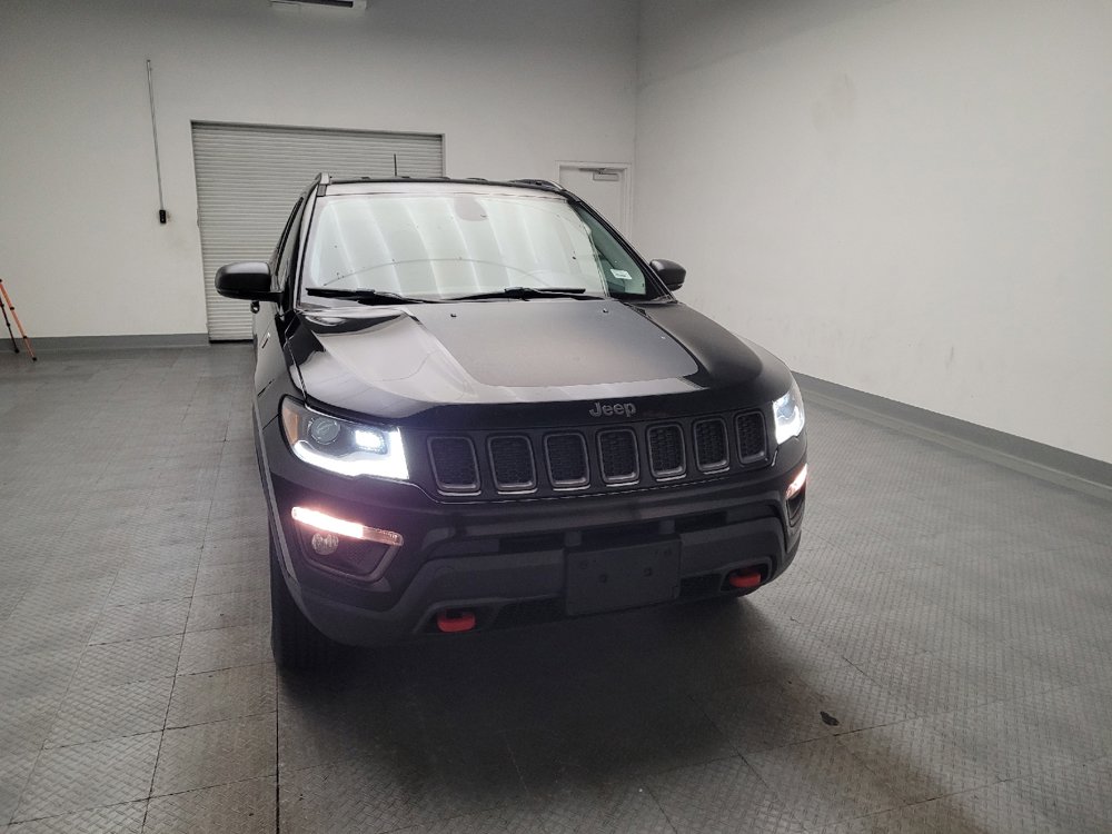 Used 2020 Jeep Compass Trailhawk w/ Cold Weather Group AWD/4WD image 14