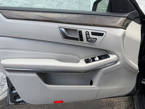 Used 2016 Mercedes-Benz E 350 4MATIC Wagon w/ Premium Package image 35