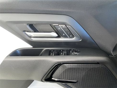 New 2025 Chevrolet Silverado EV RST image 24