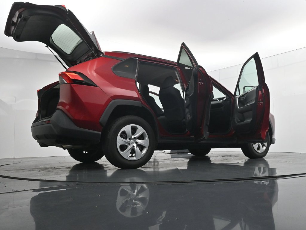Used 2020 Toyota RAV4 LE w/ All Weather Liner Package AWD/4WD image 29