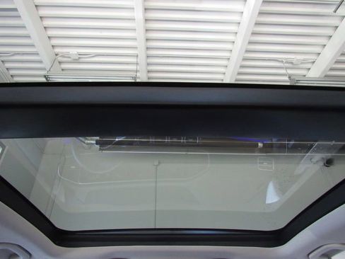 Used 2022 Mercedes-Benz GLE 350 4MATIC image 29