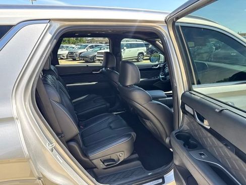Used 2022 Hyundai Palisade Calligraphy FWD image 16