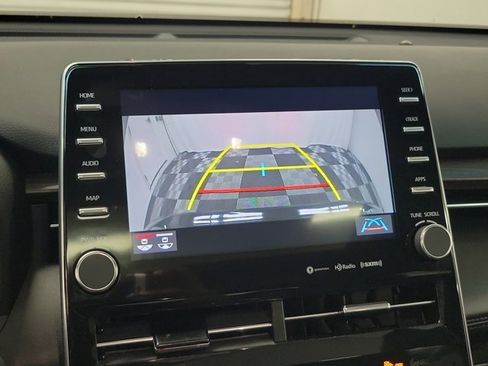 Used 2022 Toyota Avalon XLE image 29