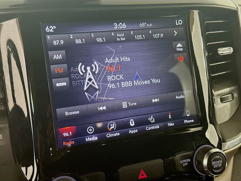 Used 2019 RAM 1500 Laramie w/ Sport Appearance Package AWD/4WD image 21