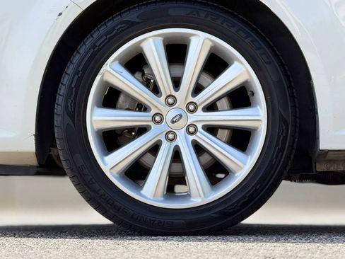 Used 2013 Ford Flex SEL FWD image 29