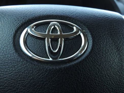 Used 2024 Toyota 4Runner Limited image 30