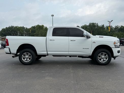 Used 2024 RAM 2500 Laramie AWD/4WD image 9