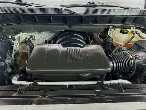 Used 2020 Chevrolet Silverado 1500 LT w/ All-Star Edition image 29