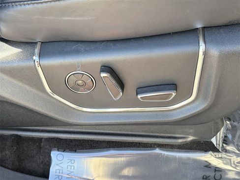 Used 2020 Ford Expedition Platinum image 11