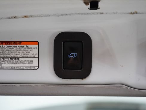 Used 2019 Toyota Sienna XLE w/ XLE Navigation Package AWD/4WD image 20