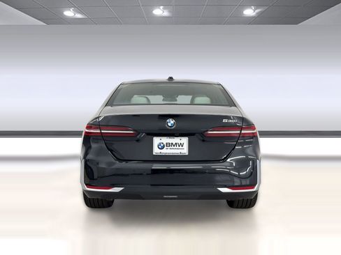 New 2026 BMW 530i w/ Premium Package image 10