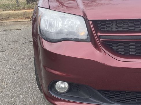 Used 2017 Dodge Grand Caravan GT image 5