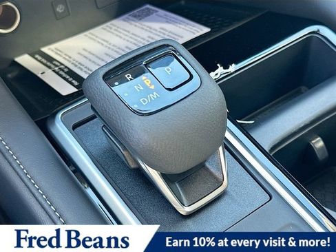 New 2025 Nissan Pathfinder SL image 16