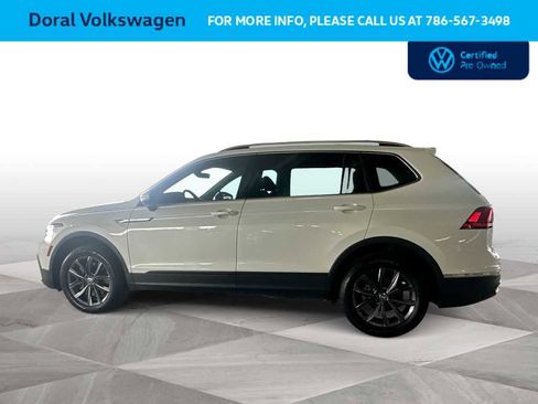 Certified 2023 Volkswagen Tiguan SE FWD image 5