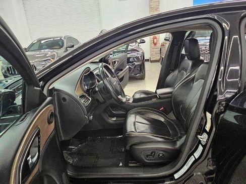 Used 2015 Chrysler 200 C w/ Navigation & Sound Group I FWD image 34