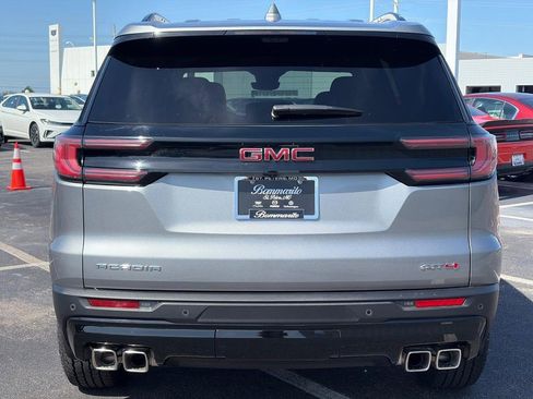 Used 2026 GMC Acadia AT4 w/ Luxury Package AWD/4WD image 6