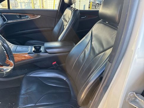 Used 2016 Lincoln MKX Reserve w/ Technology Package image 5