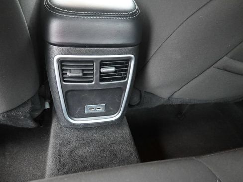 Used 2023 Dodge Charger SXT RWD image 13