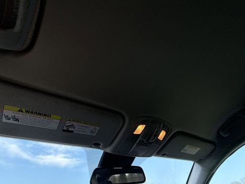 Used 2020 Hyundai Santa Fe SEL image 25