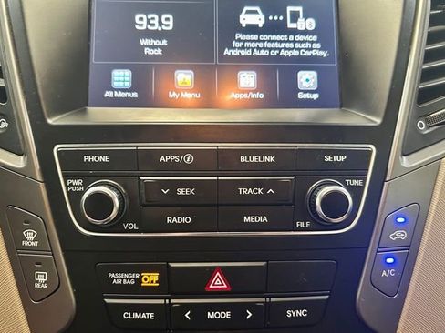 Used 2018 Hyundai Santa Fe Sport 2.0T FWD image 37