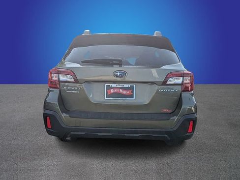 Used 2018 Subaru Outback 2.5i Premium AWD/4WD image 6