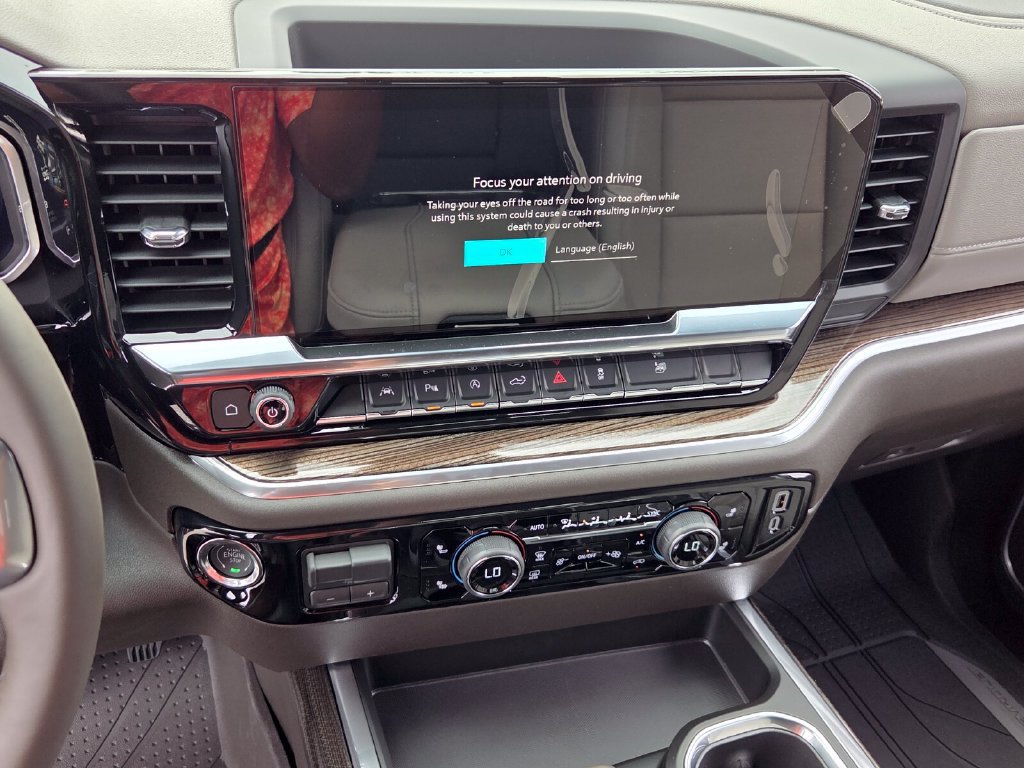 New 2026 Chevrolet Silverado 1500 RST w/ RST All Star Premium Package AWD/4WD image 17