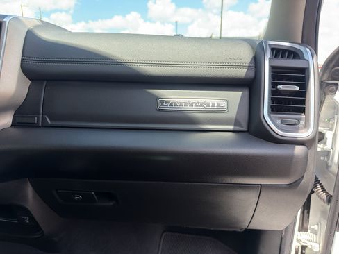 Used 2024 RAM 2500 Laramie AWD/4WD image 21