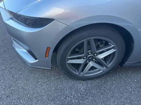 New 2025 Ford Mustang Coupe image 10