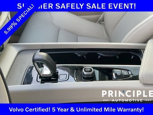 Certified 2023 Volvo XC60 B5 Plus w/ Climate Package FWD image 19