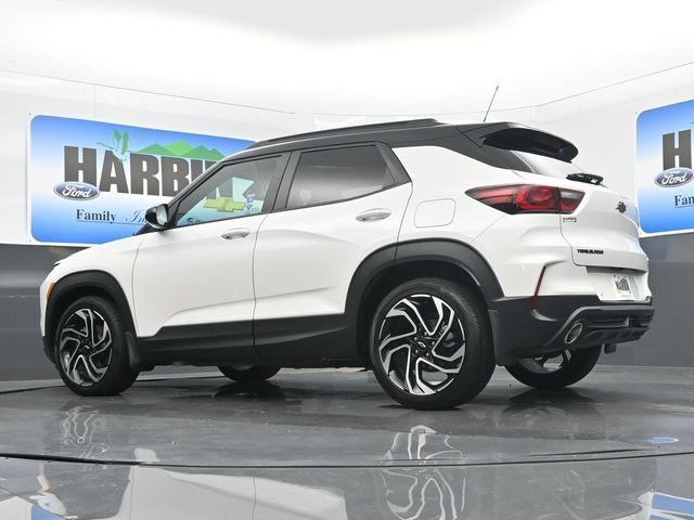 Used 2025 Chevrolet TrailBlazer RS w/ Convenience Package FWD image 23