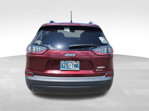 Used 2021 Jeep Cherokee Latitude FWD image 4