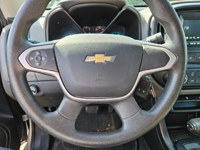 Used 2018 Chevrolet Colorado W/T w/ WT Convenience Package RWD image 10