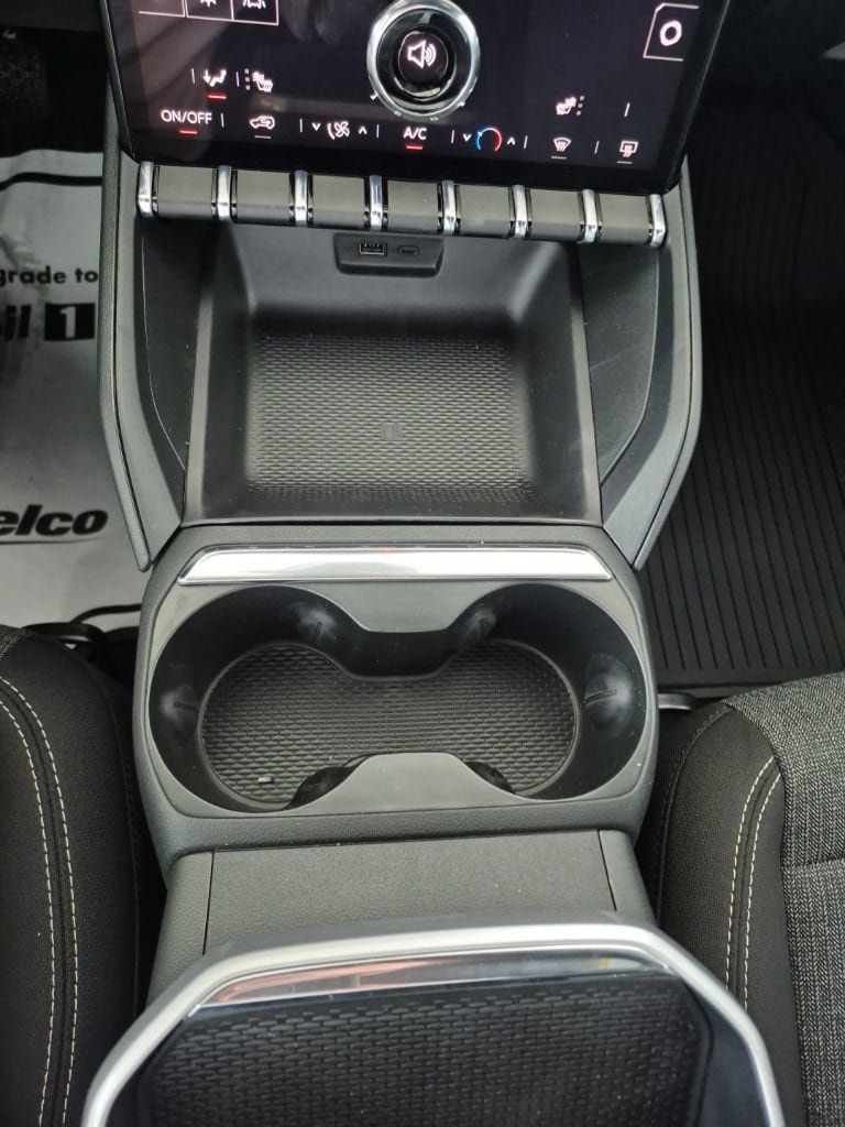 New 2026 GMC Terrain Elevation w/ Technology Package II FWD image 16