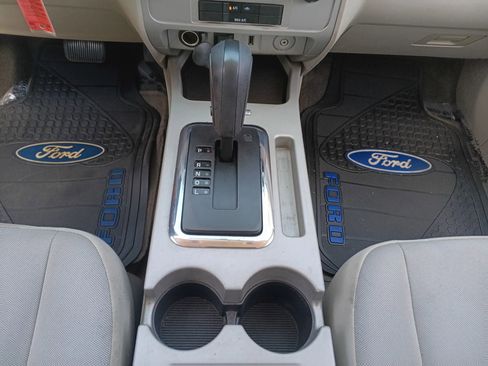 Used 2011 Ford Escape XLT image 19